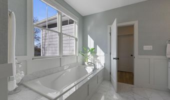 703 A GLENDON Ave, Annapolis, MD 21403