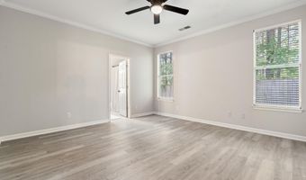 154 GARDENSIDE Dr, Alabaster, AL 35007