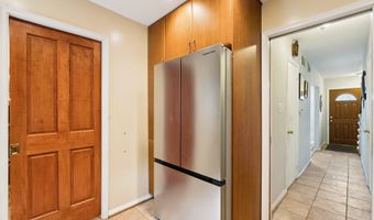 8406 THOMPSON Rd, Annandale, VA 22003