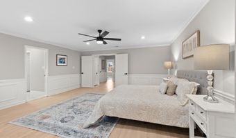 5190 BEDLINGTON Ter, Alexandria, VA 22304