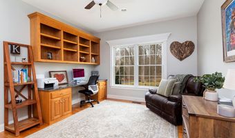 132 Codfish Hill Rd, Bethel, CT 06801