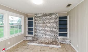 1018 Peyton Ave, Benton, LA 71006