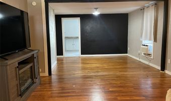110 S Hubbard St, Alvord, TX 76225