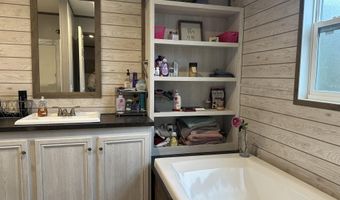 913 Elm Hill Dr, Brandon, MS 39042