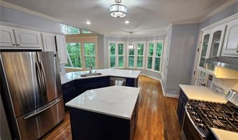 430 Eastbourne Way, Alpharetta, GA 30005