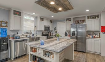 190 Padgett Rd, Benton, LA 71006