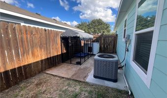 2076 S Saunders St, Aransas Pass, TX 78336
