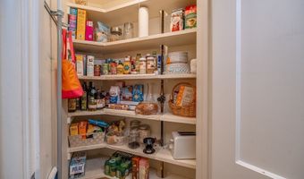 18 Plum Tree Rd, Amherst, MA 01002