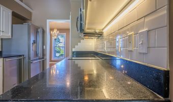 8 Oak Meadow Cv, Batesville, AR 72501