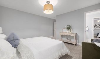 5 Morgan Ct, Lincoln, RI 02865