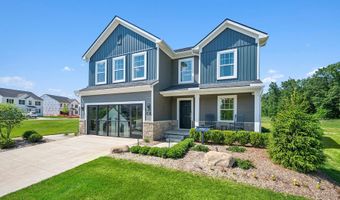422 Hidden Riv W, Holly, MI 48442