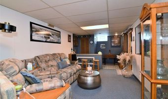 594 Terra Ln, Amherst, OH 44001