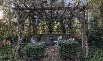 73 Thames St 1, Newport, RI 02840