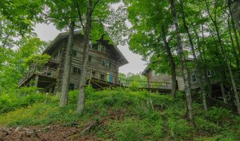 58 River Rd, Abbot, ME 04406