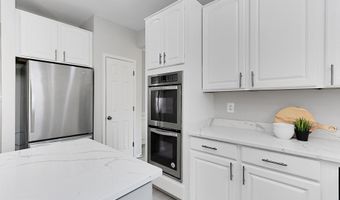 43820 LAUREL RIDGE Dr, Ashburn, VA 20147