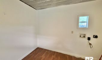 201 McGlasker St, Atmore, AL 36502