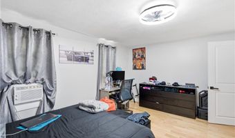 253 Station St, Coventry, RI 02816