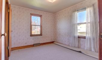 807 S 3rd St, Armstrong, IA 50514