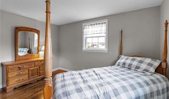 1 Leahy St, East Providence, RI 02916