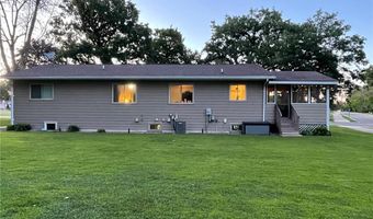 901 22nd Ave SW, Austin, MN 55912