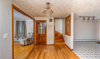 175 Leonard Ave, East Providence, RI 02914
