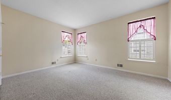 88 ROBIN Ln, Barnegat, NJ 08005