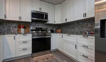 309 Southview Ave, Ava, MO 65608