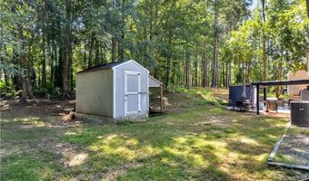 1316 Hickory Cir, Auburn, GA 30011
