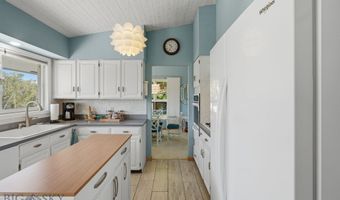 103 E Boulder Ct, Big Timber, MT 59011