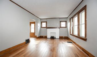 888 Harrison Ave, Akron, OH 44314