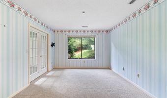 1935 Brookwood Dr, Akron, OH 44313
