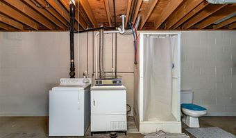 111 Sandburg Ct, Ames, IA 50014