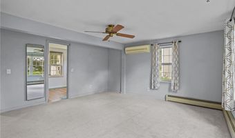 73 Penguin Ave, Warwick, RI 02818