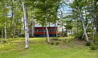 8 Breezy Knoll Ln, Baileyville, ME 04694