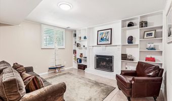 3140 ANCHORAGE Dr, Annapolis, MD 21403
