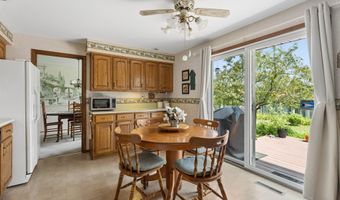 1300 N BAY RIDGE Rd, Appleton, WI 54915
