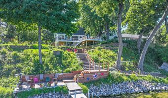 1301 Geneva Dr, Alexandria, MN 56308