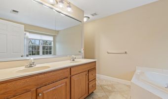 43237 BALTUSROL Ter, Ashburn, VA 20147