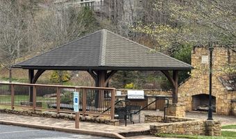 140 Summit Tower Cir, Asheville, NC 28804