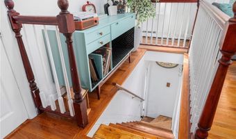 183 Wood St 3, Bristol, RI 02809
