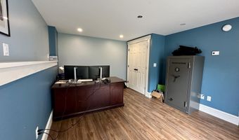 1315 S Belfast Ave, Augusta, ME 04330