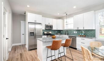 9 Myrtle Lee Cv, Arden, NC 28704