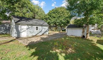 607 11th St SW, Austin, MN 55912