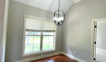 623 Chambord Dr, Brandon, MS 39042