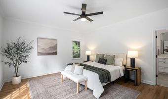 104 Red Oak Ln, Aiken, SC 29803