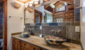 30 VISTA Rd, Cora, WY 82925