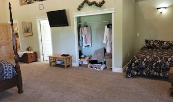 191 Clear Creek Rd, Cascade, ID 83611