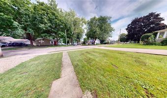 624 E Hawthorne St, Albert Lea, MN 56007