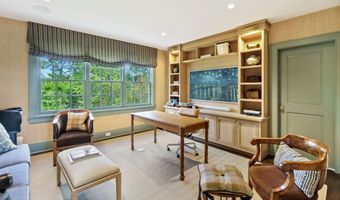 25 Tokeneke Trl, Darien, CT 06820
