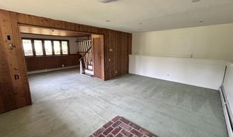 60 Case Rd, Burlington, CT 06013